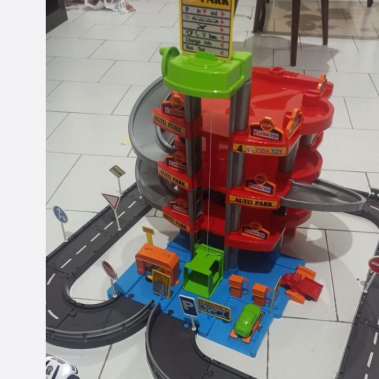 اسباب بازی پارکینگ طبقاتی