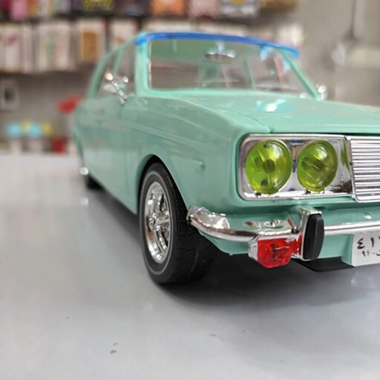 اسباب بازی ماشین پیکان جوانان قدرتی